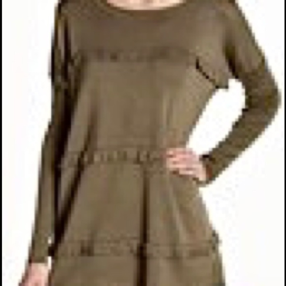 Solutions Ruffled Sweater - Picture 6 of 6